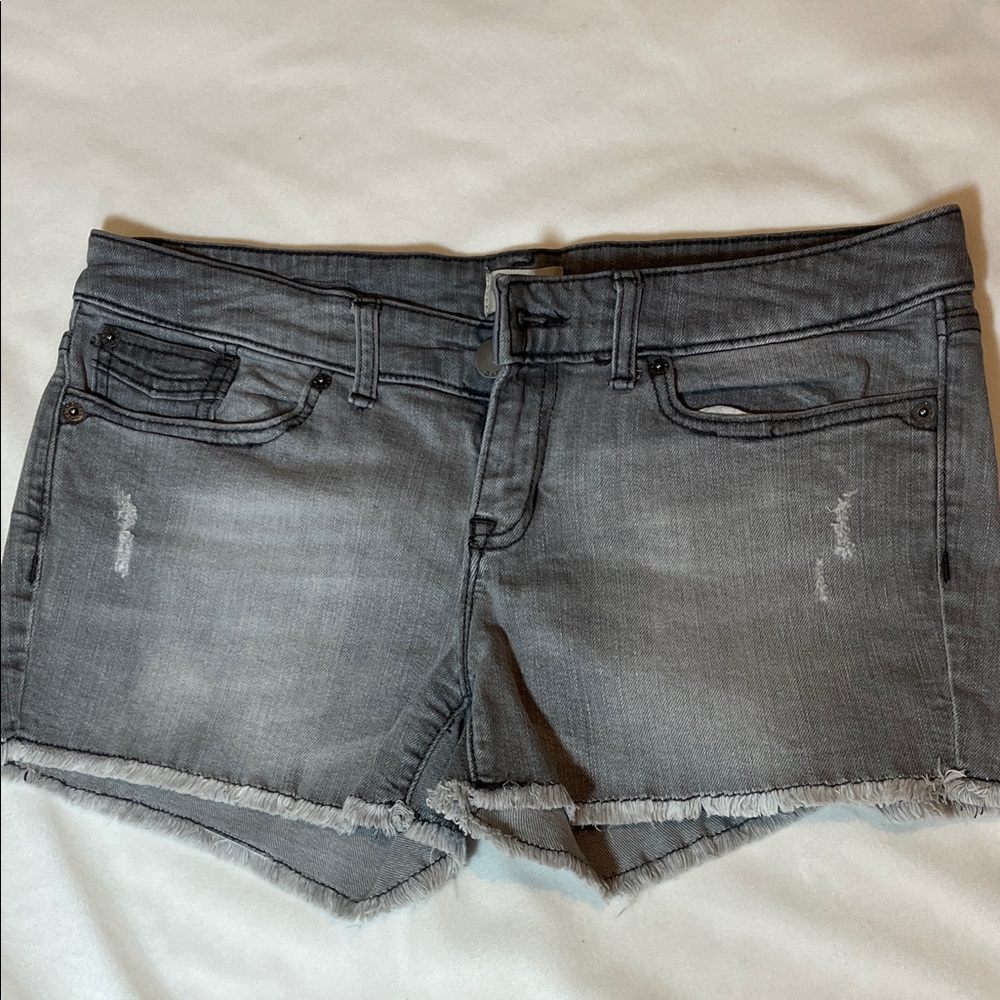 GAP Denim Women’s Charcoal Grey Jean Shorts Size 28